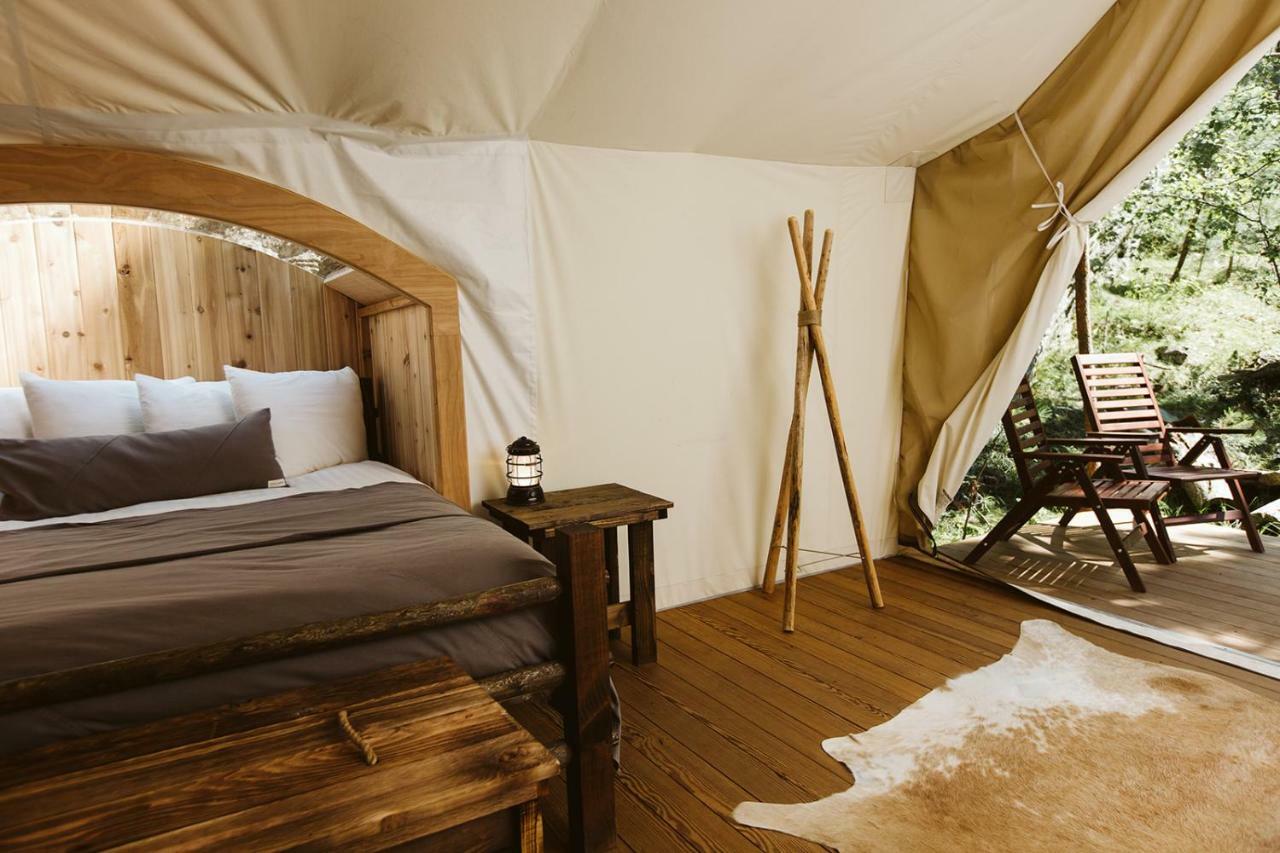Under Canvas Mount Rushmore Keystone Luaran gambar