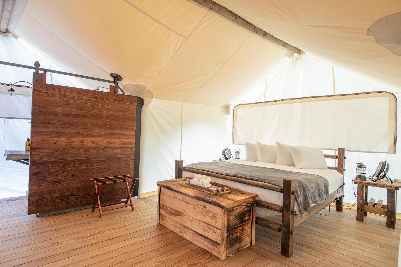 Under Canvas Mount Rushmore Keystone Luaran gambar